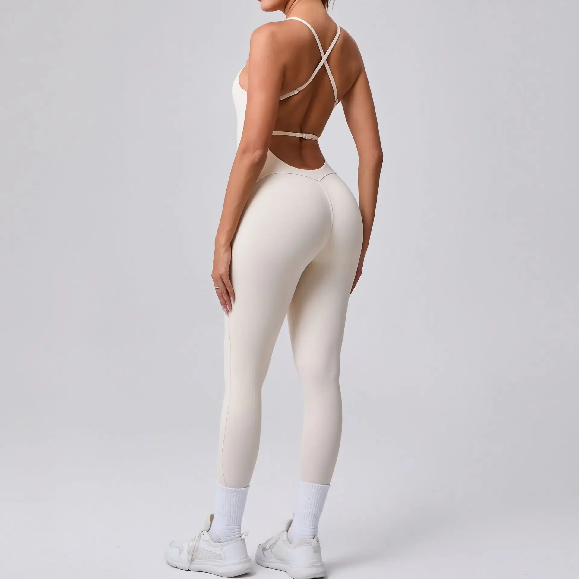 Seamless Yoga Jumpsuits Sports Fitness Cross Straps Beauty Back Peach Hip Raise Tight One-piece Gym Workout Tracksuits for Women
Seamless Yoga Jumpsuits Sports Fitness Cross Straps Beauty Back Peach Hip Raise Tight One-piece Gym Workout Tracksuits for Women