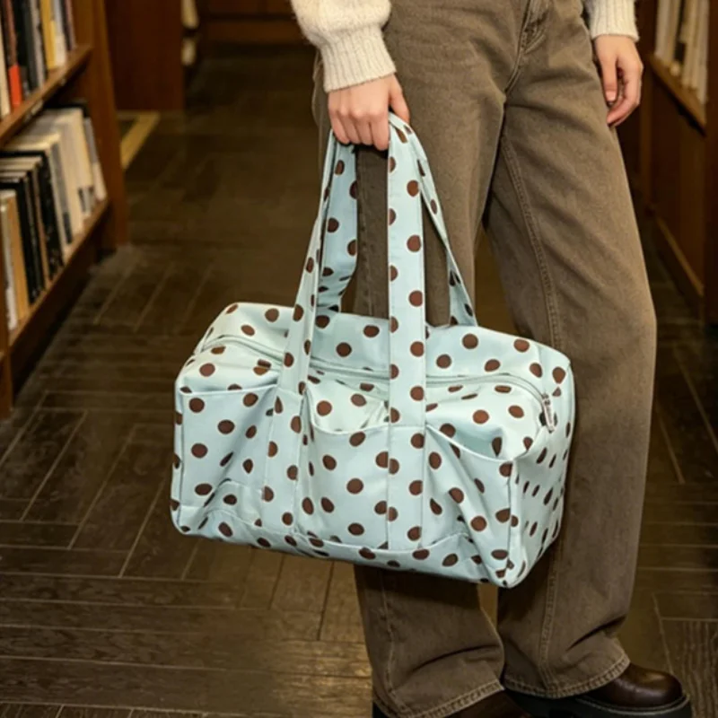 Korean Mint Green Shoulder Bag Polka Dot Print Large Capacity Tote Bag Stylish And Simple Handbag Zippered Commuter Travel Bag
Korean Mint Green Shoulder Bag Polka Dot Print Large Capacity Tote Bag Stylish And Simple Handbag Zippered Commuter Travel Bag
