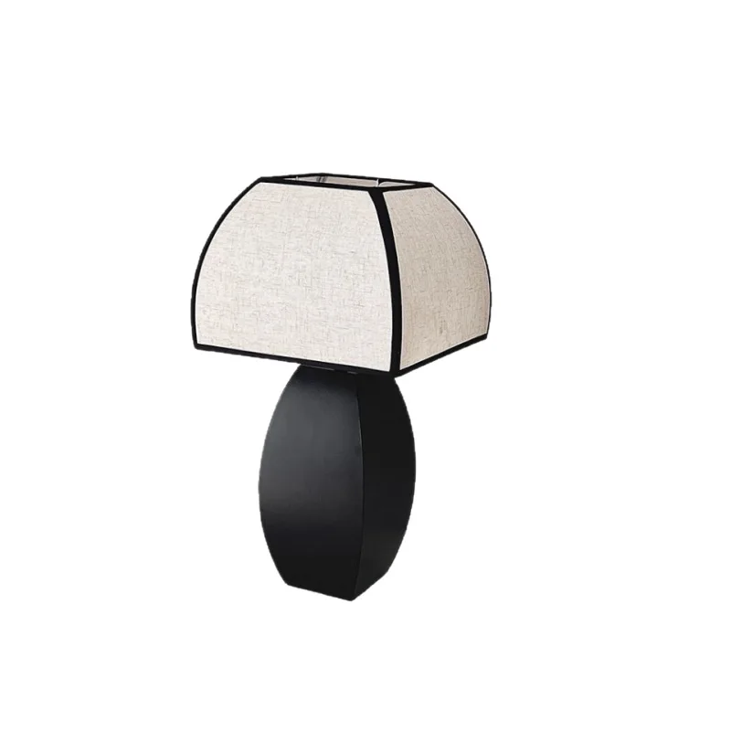 Retro medieval atmosphere eye protection simple desk lamp, Nordic homestay desk lamp, decoration
Retro medieval atmosphere eye protection simple desk lamp, Nordic homestay desk lamp, decoration