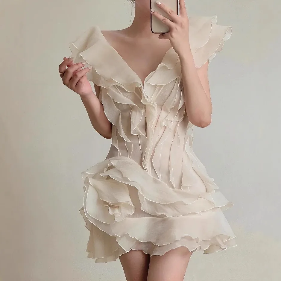 Elegant Women Ruffle Edge Sexy Pure Desire V-neck Shoulder Dress
Elegant Women Ruffle Edge Sexy Pure Desire V-neck Shoulder Dress