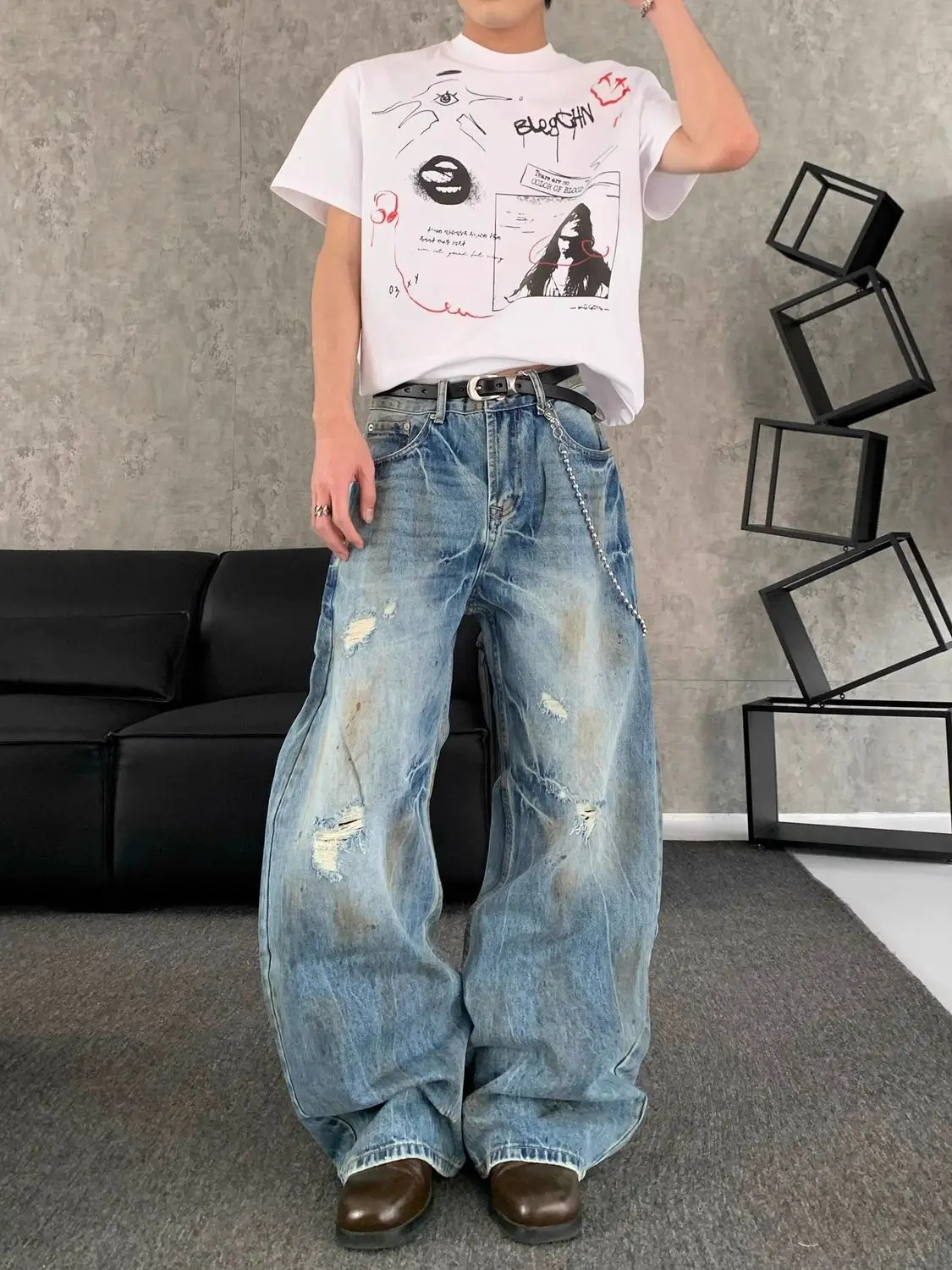 Women's Hole Dirty Blue Vintage High Waisted Jeans Autumn Cool Girl Wide Leg Streetwear Trouser Female Casual Denim Pants
Women's Hole Dirty Blue Vintage High Waisted Jeans Autumn Cool Girl Wide Leg Streetwear Trouser Female Casual Denim Pants