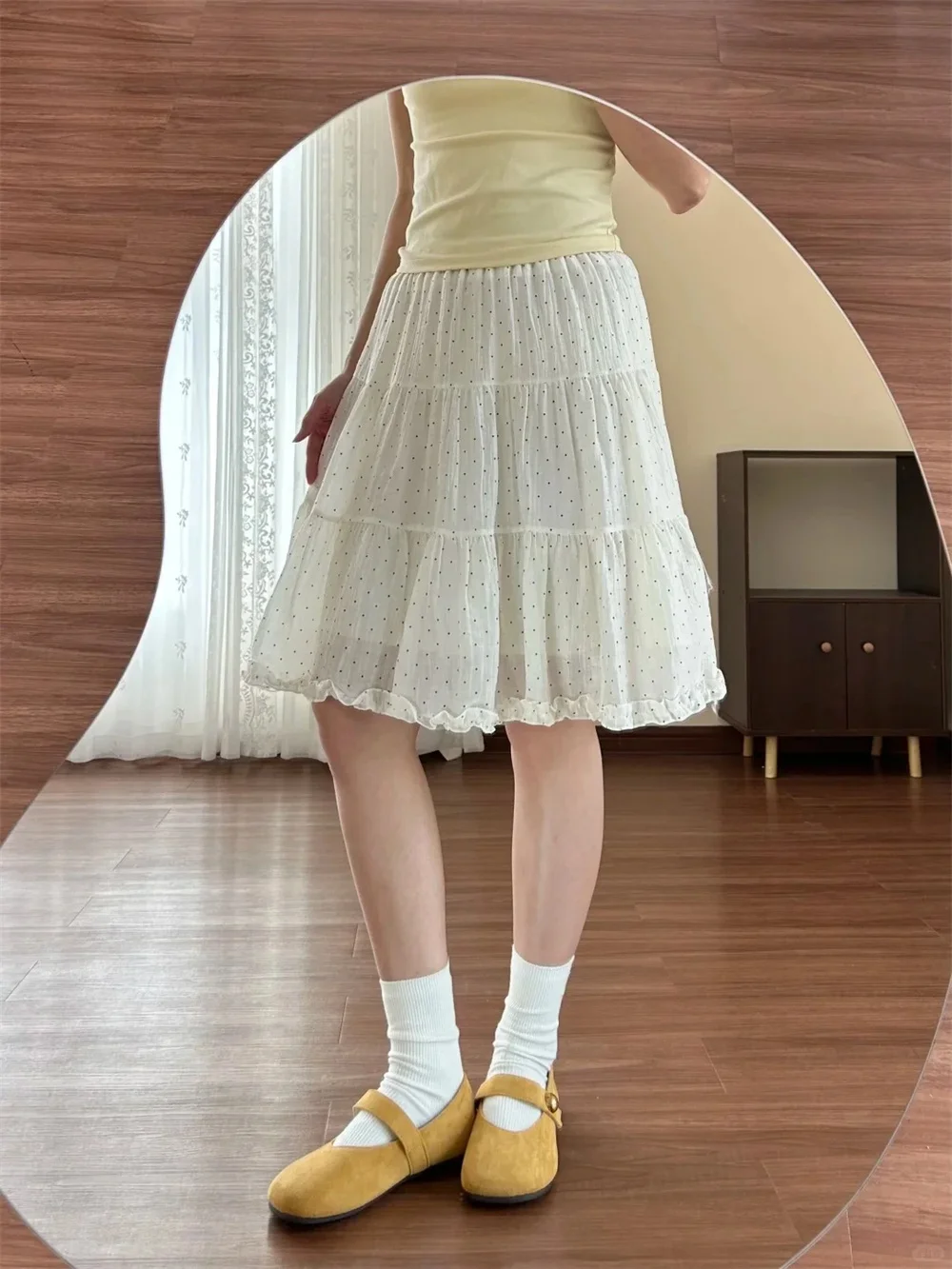 Kawaii Dot Sweet Skirt Women High Waist Fashion Elegant Midi Skirts Summer Female Preppy Style Cute Ruffles Chic A Line Skirt
Kawaii Dot Sweet Skirt Women High Waist Fashion Elegant Midi Skirts Summer Female Preppy Style Cute Ruffles Chic A Line Skirt