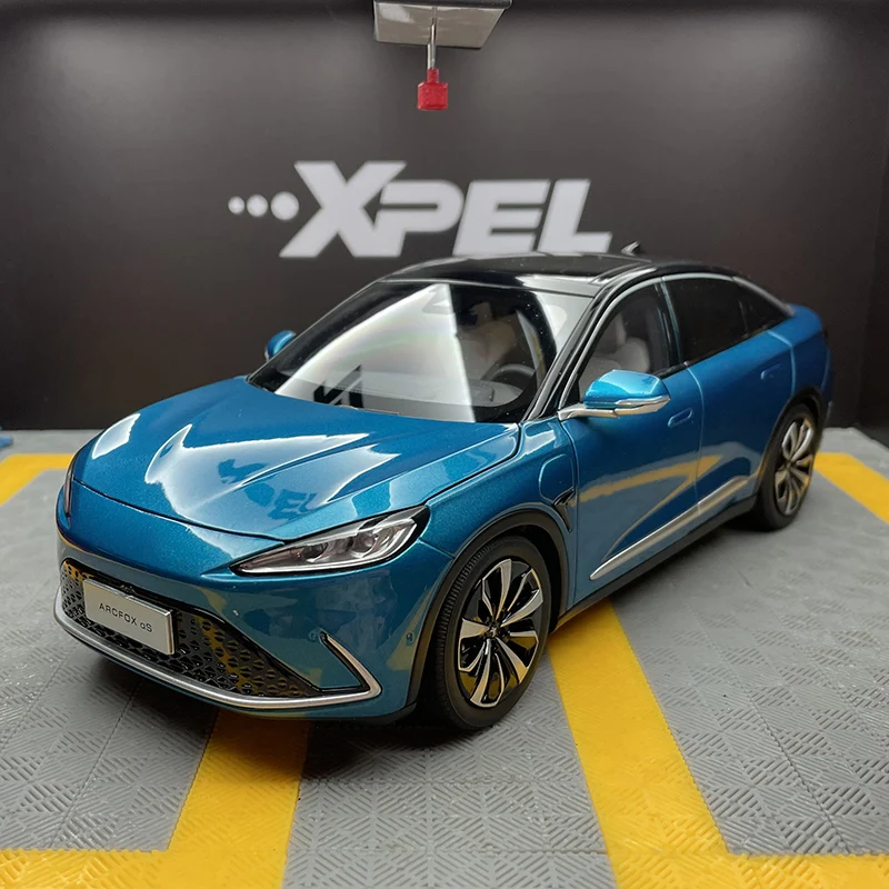 Jihu оригинальная заводская модель 1:18 Alpha α S Hi из сплава, новая модель энергетического автомобиля
Jihu оригинальная заводская модель 1:18 Alpha α S Hi из сплава, новая модель энергетического автомобиля