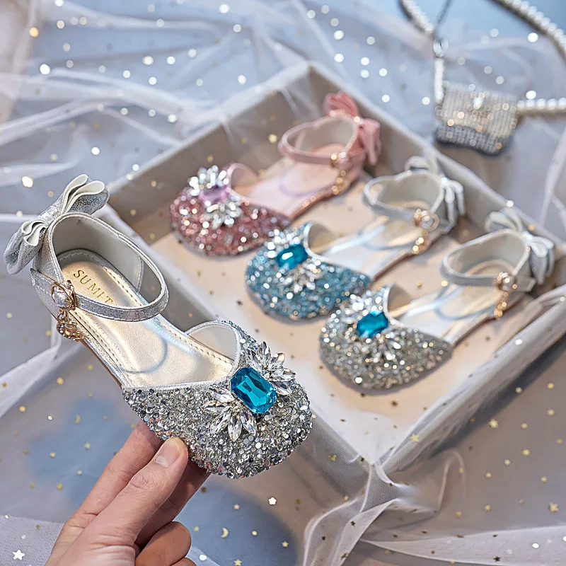 Kids'Casual Shoes Sandals Fashion Sequin Crystal Solid Color PU Leather Summer Shoes For Girls Anti-slip Pink Blue Size 26-36
Kids'Casual Shoes Sandals Fashion Sequin Crystal Solid Color PU Leather Summer Shoes For Girls Anti-slip Pink Blue Size 26-36