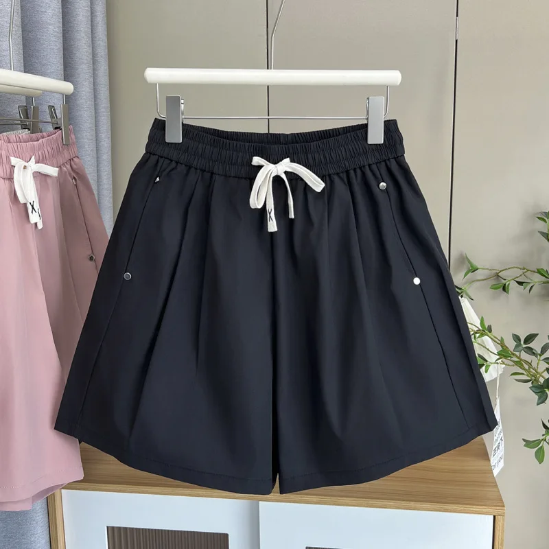 Новые летние широкие шорты больших размеров, женская одежда, 100 кг, простые и повседневные шорты с заклепками, 2513
Новые летние широкие шорты больших размеров, женская одежда, 100 кг, простые и повседневные шорты с заклепками, 2513