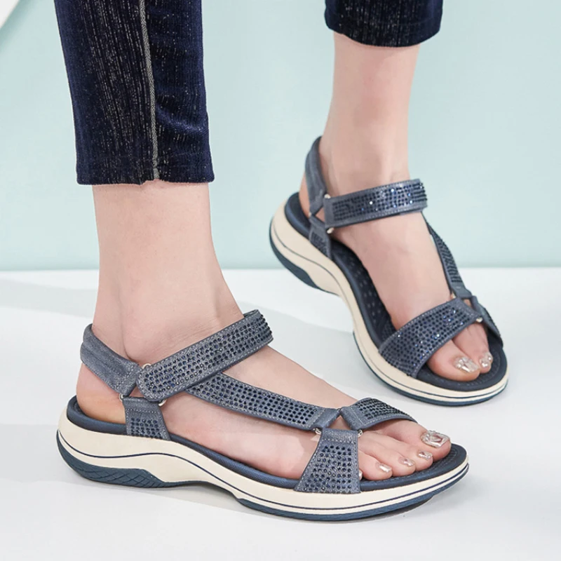 Flying Rhinestones Breathable Comfortable Casual And Versatile Sports Women's Sandals Fashionable Mother's Shoes Summer Simple
Flying Rhinestones Breathable Comfortable Casual And Versatile Sports Women's Sandals Fashionable Mother's Shoes Summer Simple