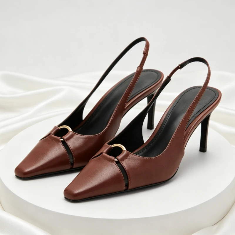 Luxury Metal Ring Decoration High Heels Women Designer New Back Strap Pointed Toe Women's Pumps Elegant Stiletto Heel Mules
Luxury Metal Ring Decoration High Heels Women Designer New Back Strap Pointed Toe Women's Pumps Elegant Stiletto Heel Mules