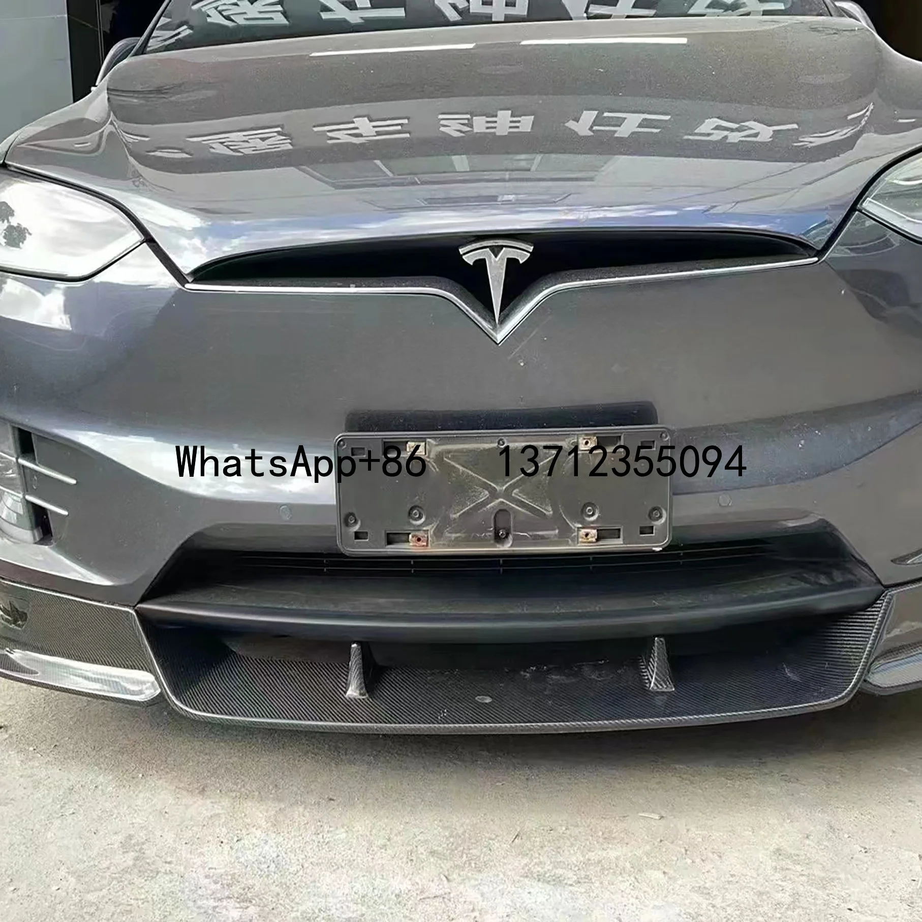 For Tesla Model X RZ style body kit dry carbon fiber front bumper edge side skirts rear diffuser wheel arches
For Tesla Model X RZ style body kit dry carbon fiber front bumper edge side skirts rear diffuser wheel arches