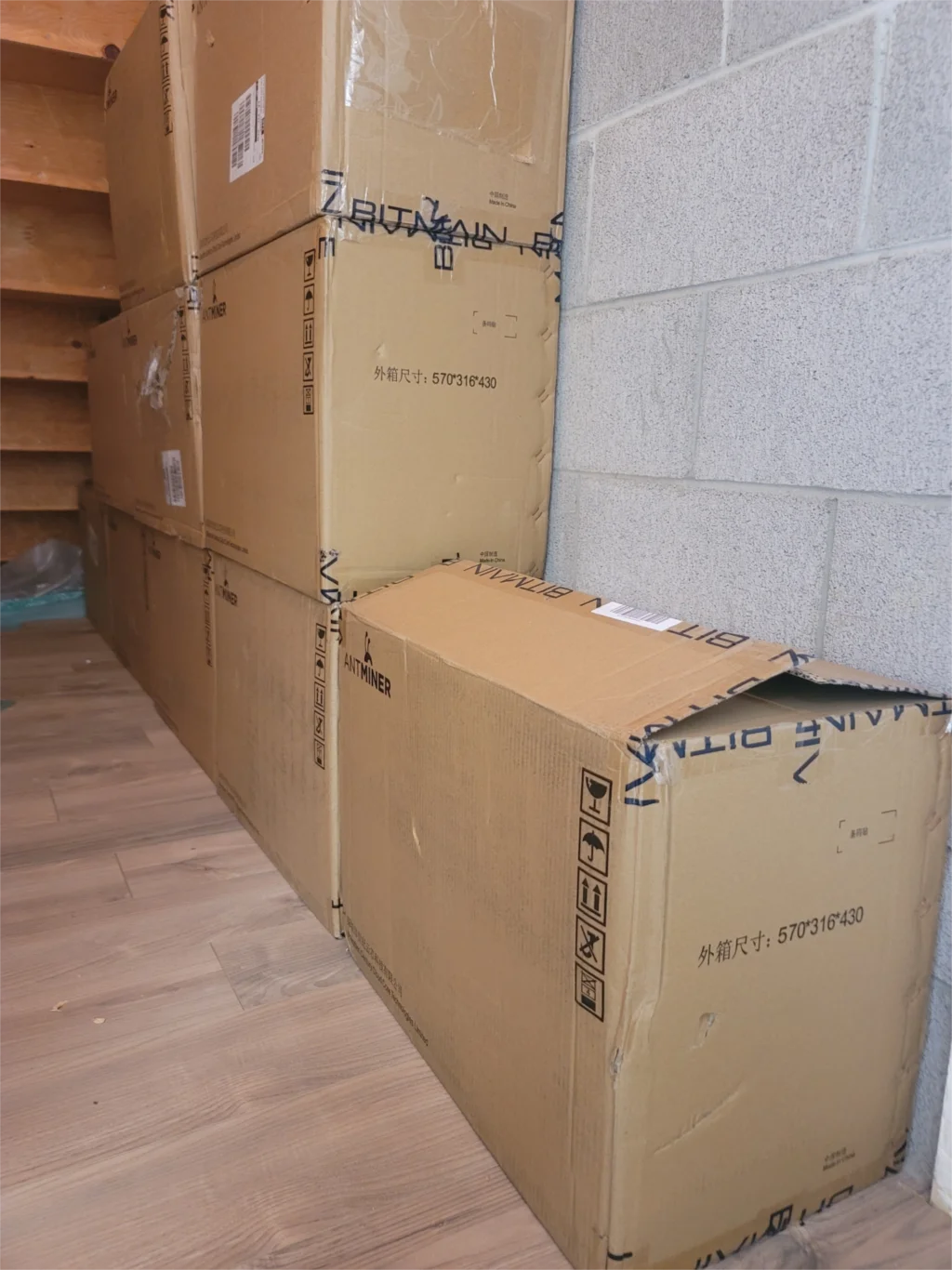 Купите 2 и получите 1 бесплатно новый Antminer KA3 166T 3154 Вт Майнер в наличии
Купите 2 и получите 1 бесплатно новый Antminer KA3 166T 3154 Вт Майнер в наличии