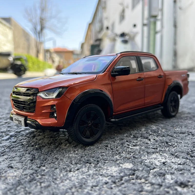 Модель автомобиля Dealer Edition, масштаб 1:18, пикап ISUZU D-MAX 2021, транспортное средство, литая модель для коллекций, демонстрации и подарка для друзей
Модель автомобиля Dealer Edition, масштаб 1:18, пикап ISUZU D-MAX 2021, транспортное средство, литая модель для коллекций, демонстрации и подарка для друзей