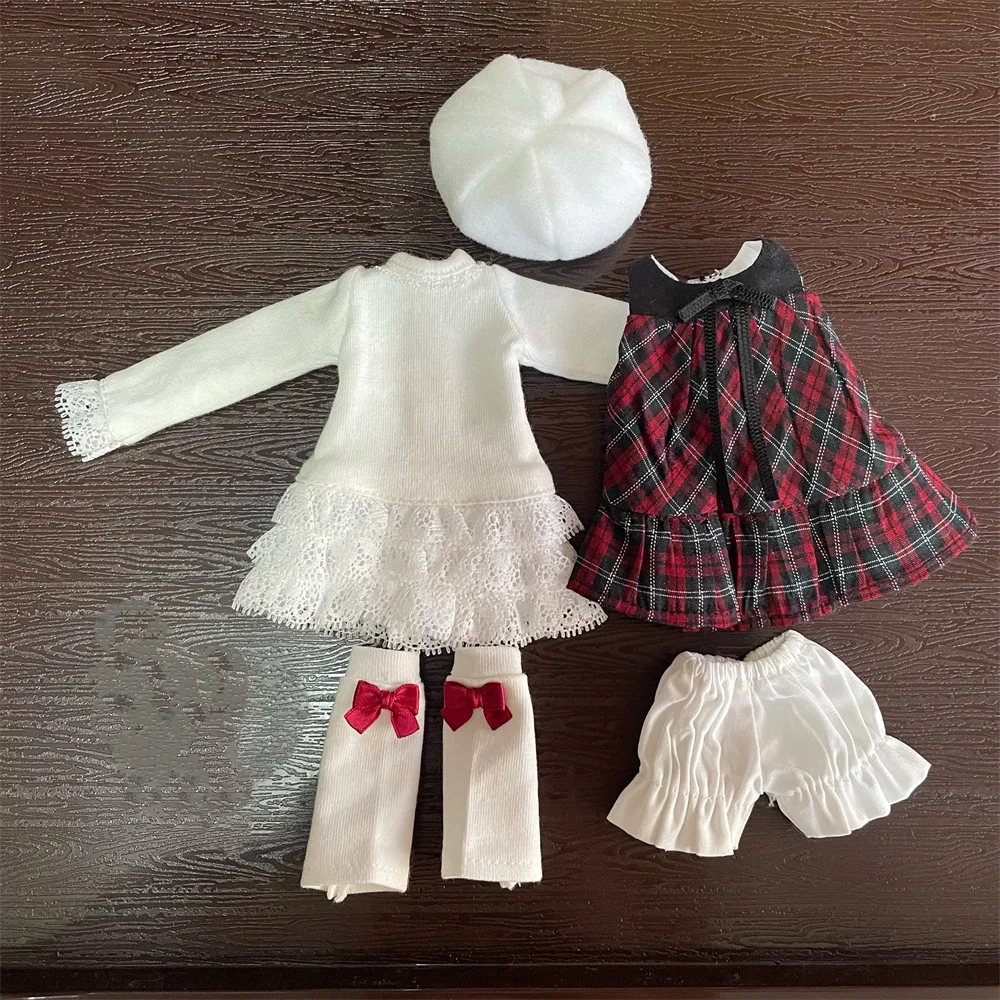 BJD doll clothes suitable for ob22 ob24 p20 azone size red and black grid clothes set doll accessories (5 points)
BJD doll clothes suitable for ob22 ob24 p20 azone size red and black grid clothes set doll accessories (5 points)