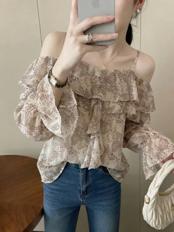 Floral Lace off Shoulder Bell Sleeve Women's Summer Spring New Style Large Size Shapely Fashionable Chiffon Top Korean Style
Floral Lace off Shoulder Bell Sleeve Women's Summer Spring New Style Large Size Shapely Fashionable Chiffon Top Korean Style