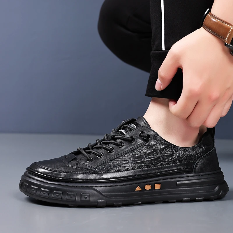 Men’s Leather Shoes New High Quality Genuine Leather Casual Shoes Anti-slip Wearable Cargo Work Shoes Business Fashion Sneakers
Men’s Leather Shoes New High Quality Genuine Leather Casual Shoes Anti-slip Wearable Cargo Work Shoes Business Fashion Sneakers