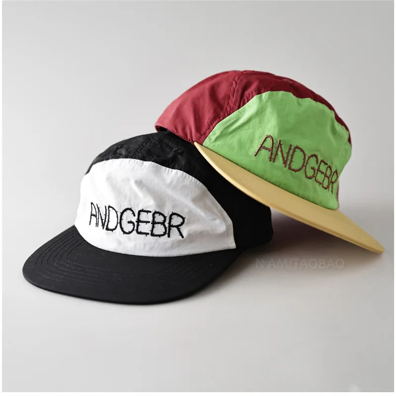 Quick-drying, color-blocked letter-embroidered flat-brimmed baseball cap, simple, breathable, casual and versatile
Quick-drying, color-blocked letter-embroidered flat-brimmed baseball cap, simple, breathable, casual and versatile
