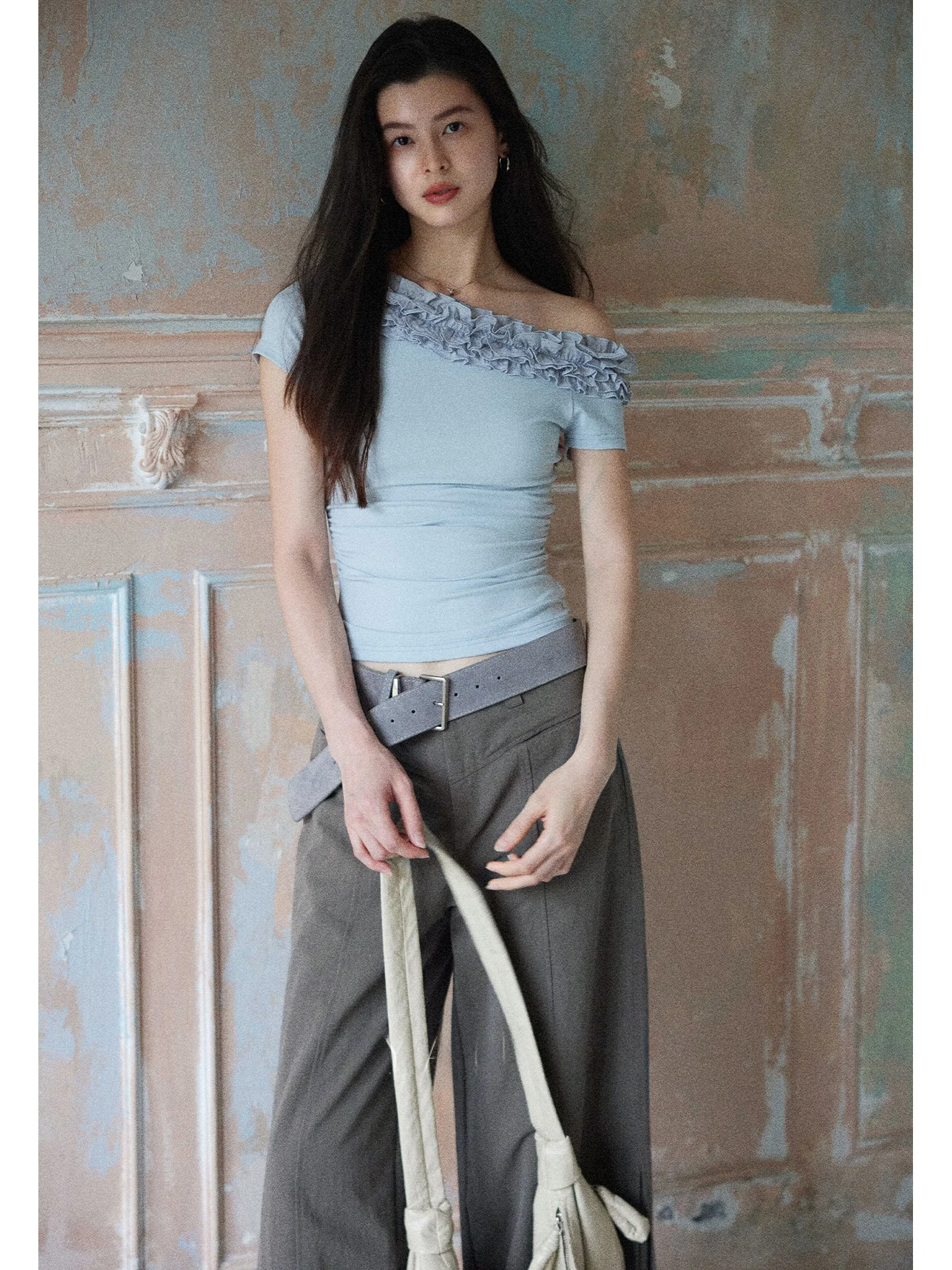 Многослойный топ с рюшами Ele, женский, приталенный, летний, из лиоцелла, винтажный, однотонный
Многослойный топ с рюшами Ele, женский, приталенный, летний, из лиоцелла, винтажный, однотонный