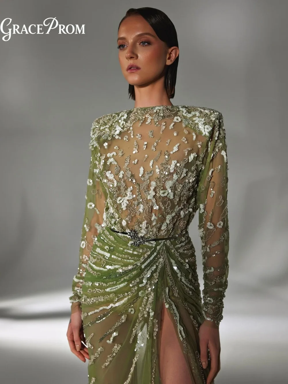 Exquisite Sage Green Tulle Party Dress 2026 Illusion Sparkling Beaded Draped Stunning Evening Gown Wedding Guests فساتين سهرة
Exquisite Sage Green Tulle Party Dress 2026 Illusion Sparkling Beaded Draped Stunning Evening Gown Wedding Guests فساتين سهرة