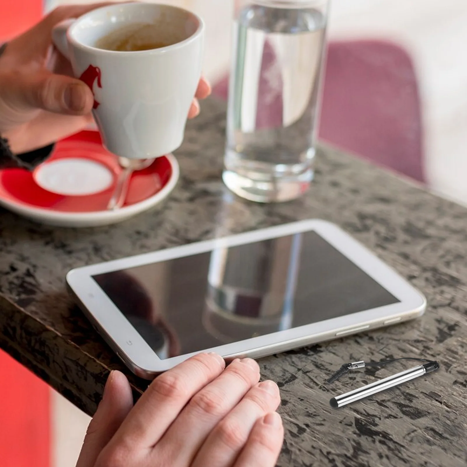 Portable Touch Screen Pen Slim Retractable High Sensitivity Phone Tablet Universal Capacitive Writing Precision Lightweight
Portable Touch Screen Pen Slim Retractable High Sensitivity Phone Tablet Universal Capacitive Writing Precision Lightweight