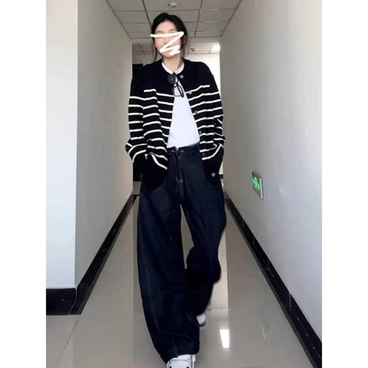 Classic Striped Open Cardigan Sweater Men's Autumn Winter Loose Casual Knitted Outerwear Korean Sle Lazy College Sle
Classic Striped Open Cardigan Sweater Men's Autumn Winter Loose Casual Knitted Outerwear Korean Sle Lazy College Sle