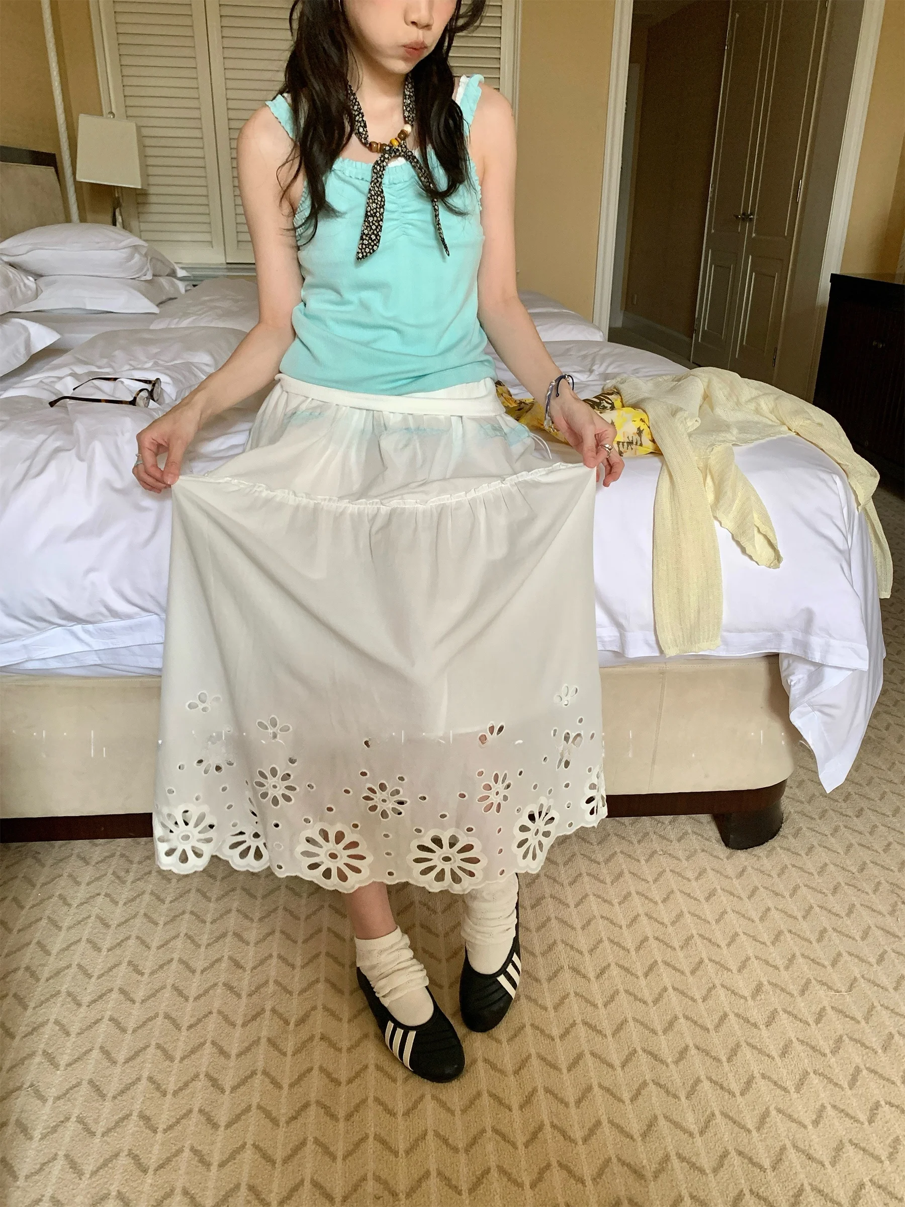 Adjustable Splice Hollow out Long Skirt Women's mid Waist A-Line Gown Spring Summer Fashion Design Half-length Dress
Adjustable Splice Hollow out Long Skirt Women's mid Waist A-Line Gown Spring Summer Fashion Design Half-length Dress