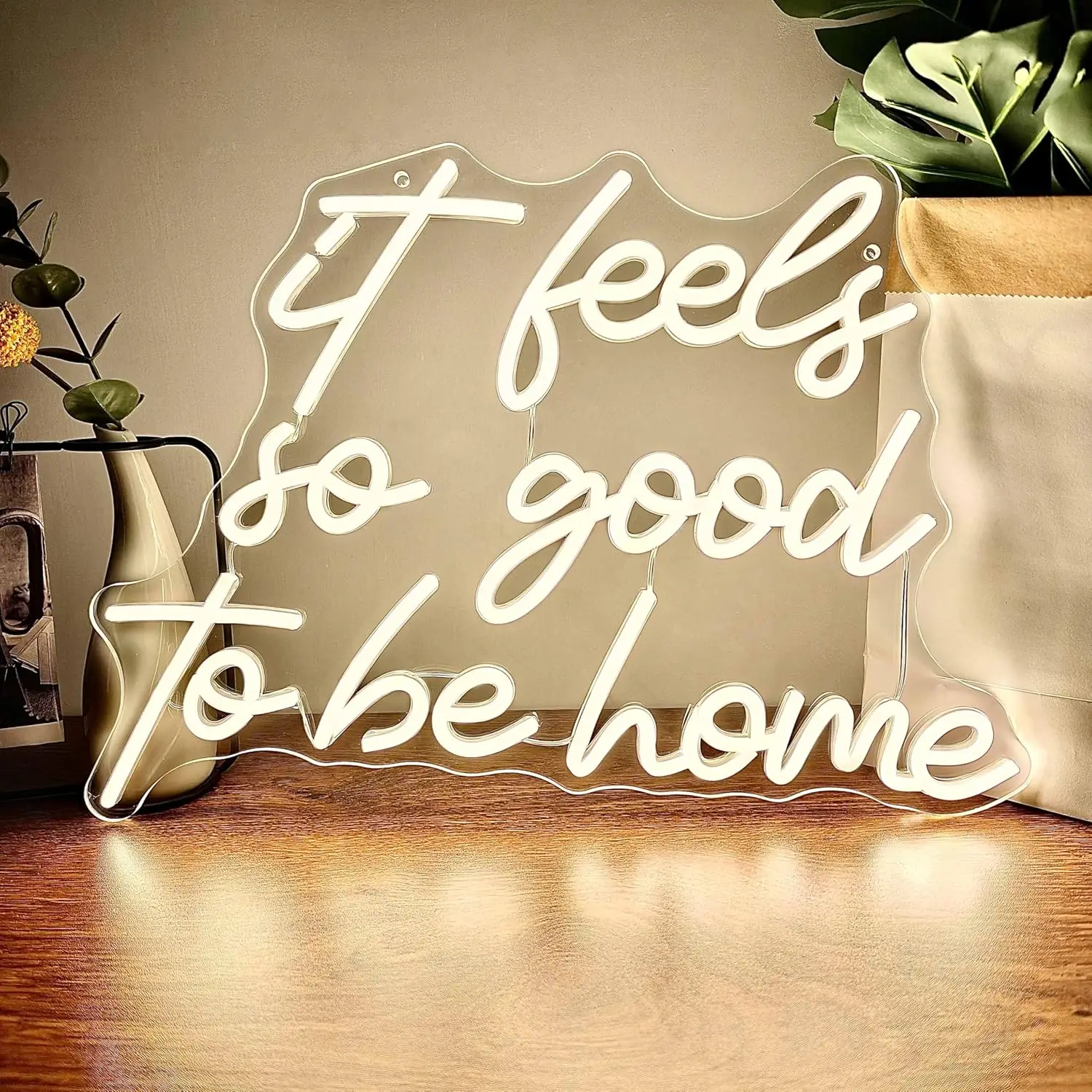 It Feels So Good to Be Home Neon Sign USB Powered LED Neon Light for Office Bedroom Aesthetic Decortion Gift Art Wall Lights
It Feels So Good to Be Home Neon Sign USB Powered LED Neon Light for Office Bedroom Aesthetic Decortion Gift Art Wall Lights