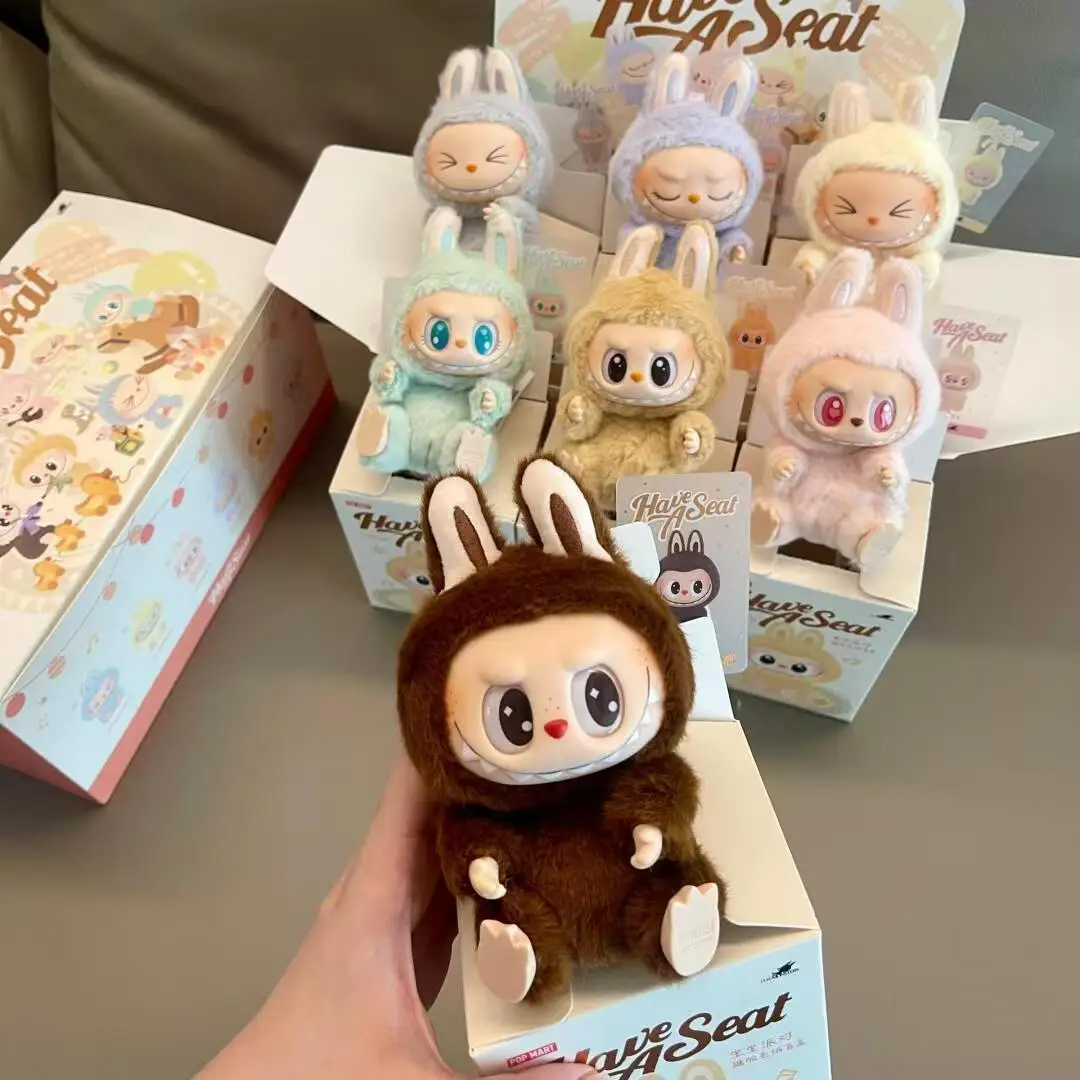 2025 Hot Labubu The Monsters Box Toy Kawaii Monster Replica Keychain Toy Figure Model Bag Keychain Gifts 1:1 Replica Gift
2025 Hot Labubu The Monsters Box Toy Kawaii Monster Replica Keychain Toy Figure Model Bag Keychain Gifts 1:1 Replica Gift