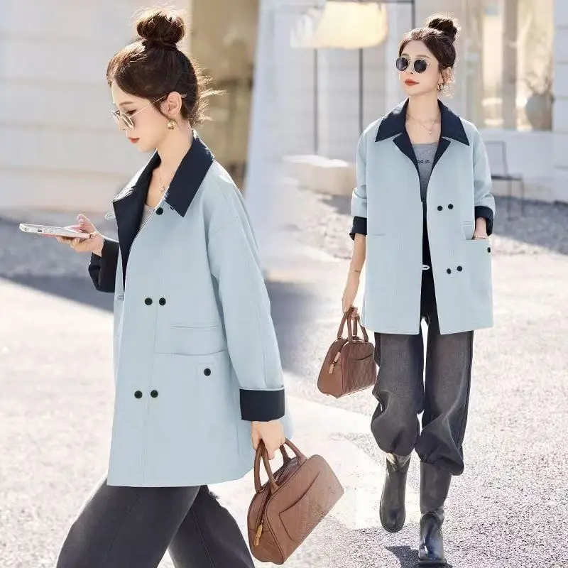 New High-Quality Jacket Female 2026 Spring Autumn Lined Windbreaker Coat Women Long Design Outerwear Contrast Stitching Overcoat
New High-Quality Jacket Female 2026 Spring Autumn Lined Windbreaker Coat Women Long Design Outerwear Contrast Stitching Overcoat