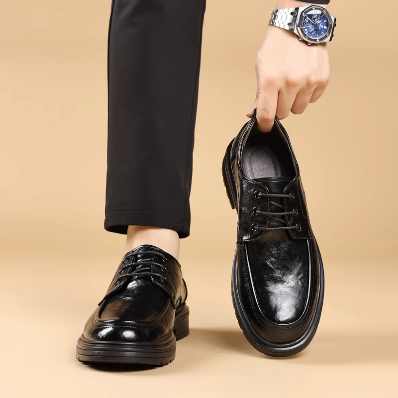 Men Slip on Leather Loafers Large Size Wide Foot Casual Shoes Non Slip Thick Sole Middle Aged Business Daily Wear Male Shoes
Men Slip on Leather Loafers Large Size Wide Foot Casual Shoes Non Slip Thick Sole Middle Aged Business Daily Wear Male Shoes