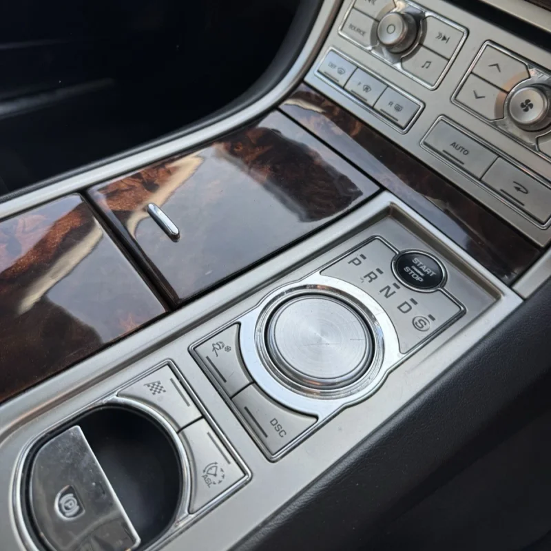 Phone Dock For Jaguar XF X250 From Jaguar XF- Phone Storage Holder Mount Suitable For Right-Hand Drive Version Mounts & Holder
Phone Dock For Jaguar XF X250 From Jaguar XF- Phone Storage Holder Mount Suitable For Right-Hand Drive Version Mounts & Holder