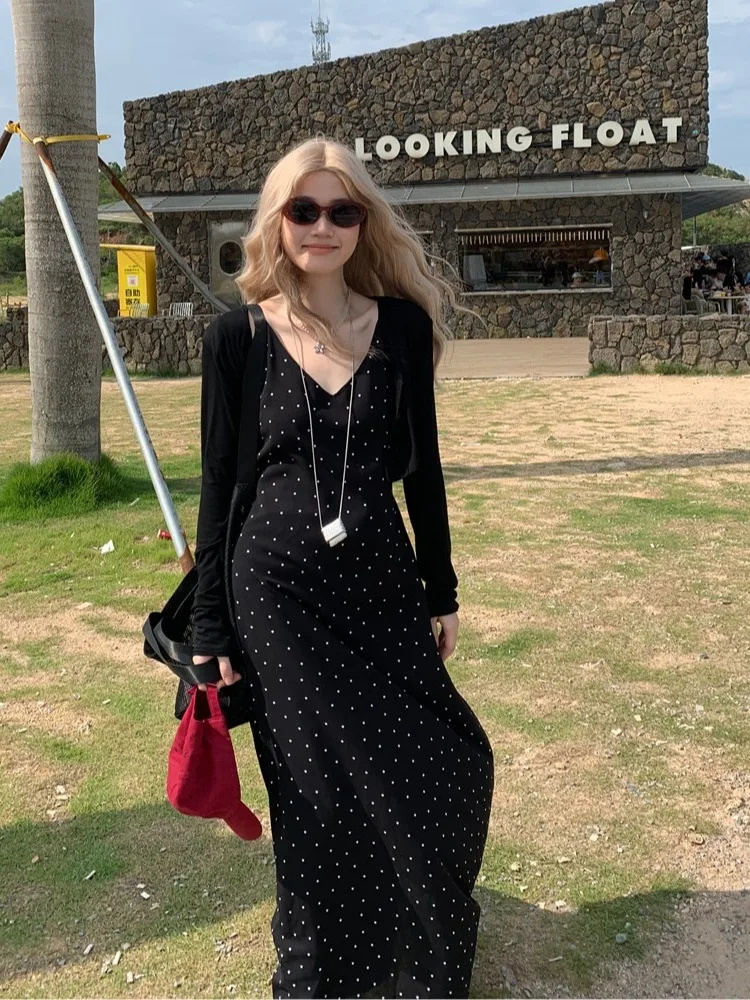 plus Size Summer New Style Sun Protection V-Neck Floral Print Tank Dress And Cardigan Outerwear Black Loose Fit Long Sleeve
plus Size Summer New Style Sun Protection V-Neck Floral Print Tank Dress And Cardigan Outerwear Black Loose Fit Long Sleeve