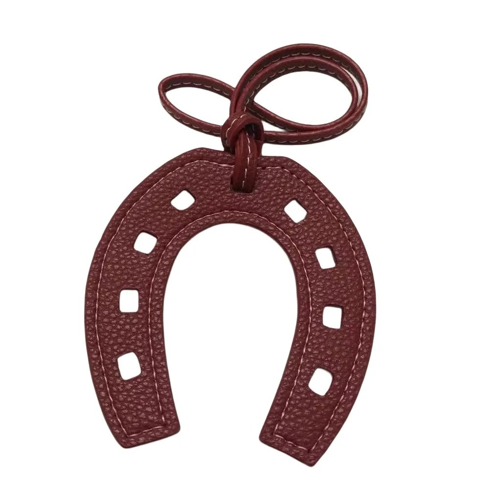 2PCS Cute Casual Horse Hoof Pendant Leather Solid Color Key Chain Fashion Exquisite Purse Accessories Bag
2PCS Cute Casual Horse Hoof Pendant Leather Solid Color Key Chain Fashion Exquisite Purse Accessories Bag