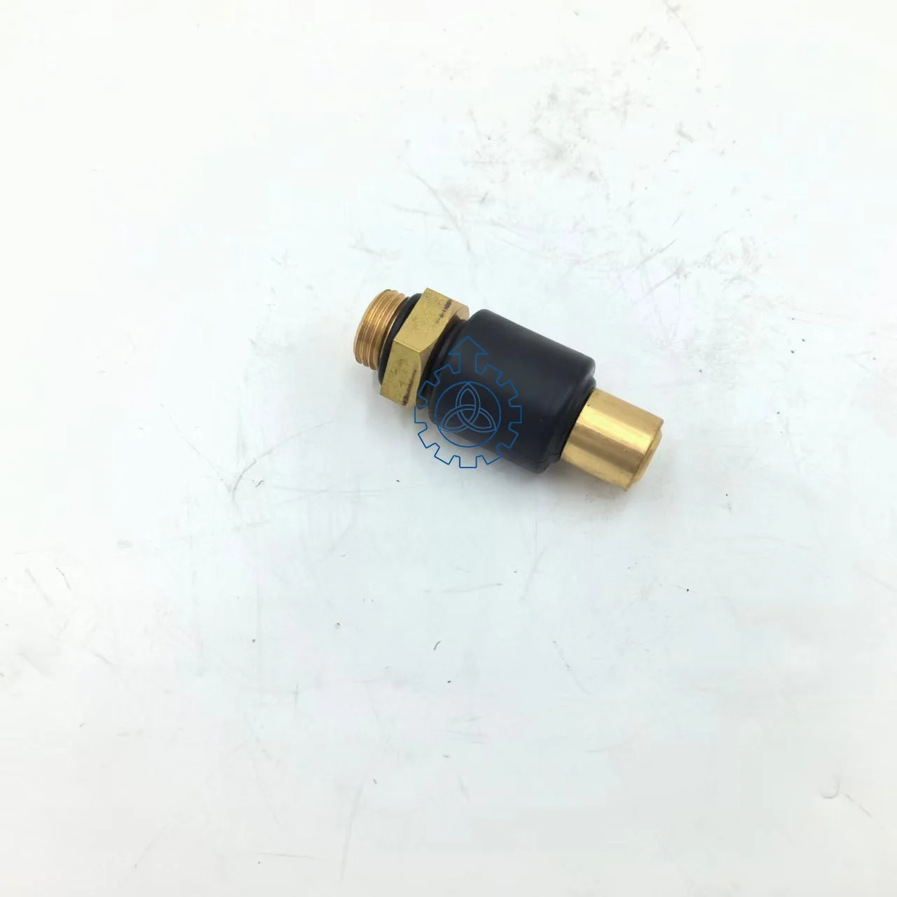 Spare Parts for Volvo Trucks Pressure Control Valve 15 + 1.5 bar OE: 1622432 1629486 20382305 4346082260
Spare Parts for Volvo Trucks Pressure Control Valve 15 + 1.5 bar OE: 1622432 1629486 20382305 4346082260