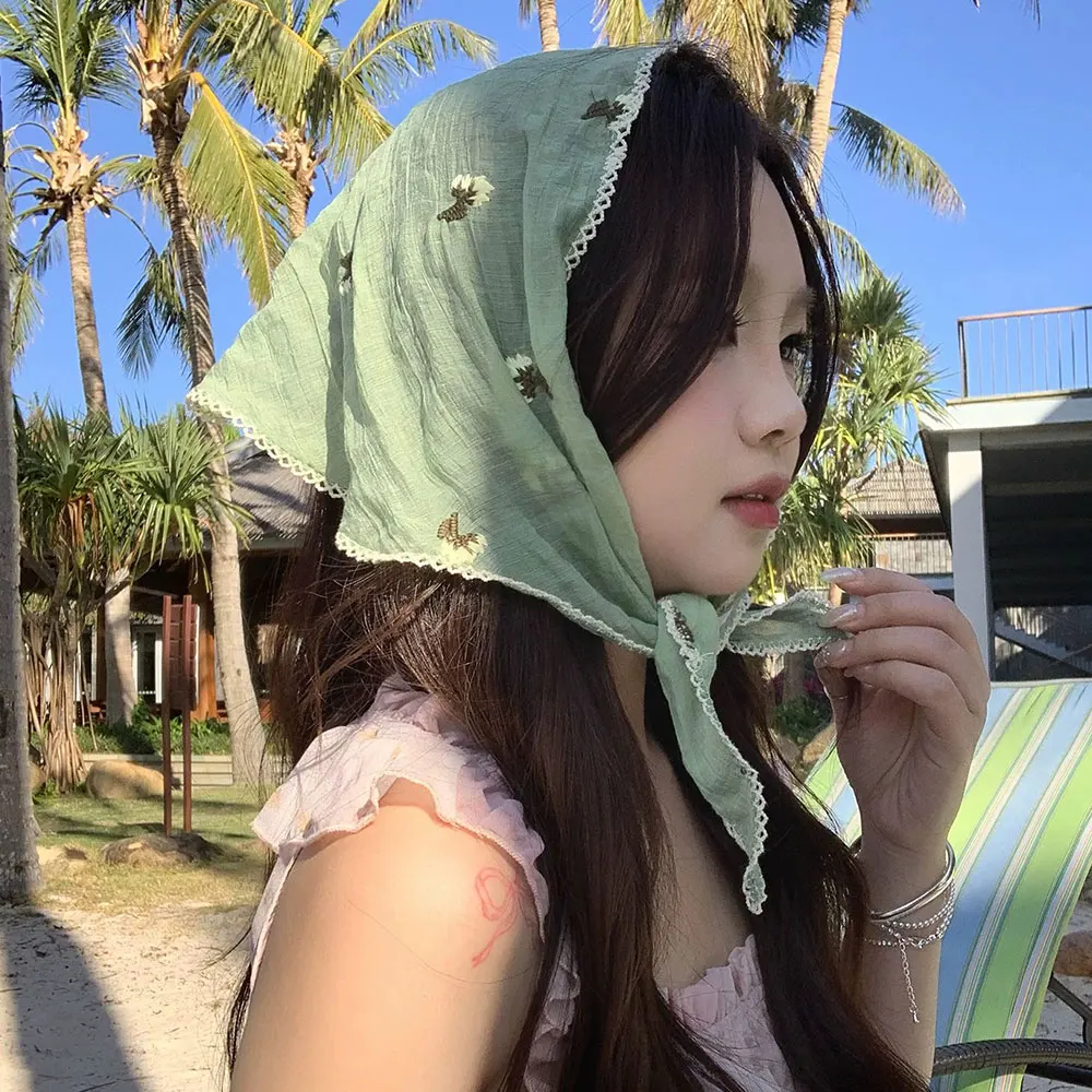Korean Floral Lace Triangle Scarf Embroidery Flower Scarves Vintage Hair Scarf Soft Breathable Headwarp Bandana Hair Accessories
Korean Floral Lace Triangle Scarf Embroidery Flower Scarves Vintage Hair Scarf Soft Breathable Headwarp Bandana Hair Accessories