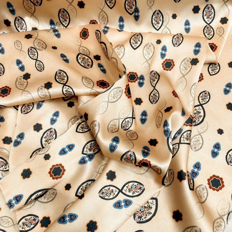 Hangzhou Real Silk 19momme Spandex Satin Digital Inkjet Printing Cheongsam Fabric Dress
Hangzhou Real Silk 19momme Spandex Satin Digital Inkjet Printing Cheongsam Fabric Dress