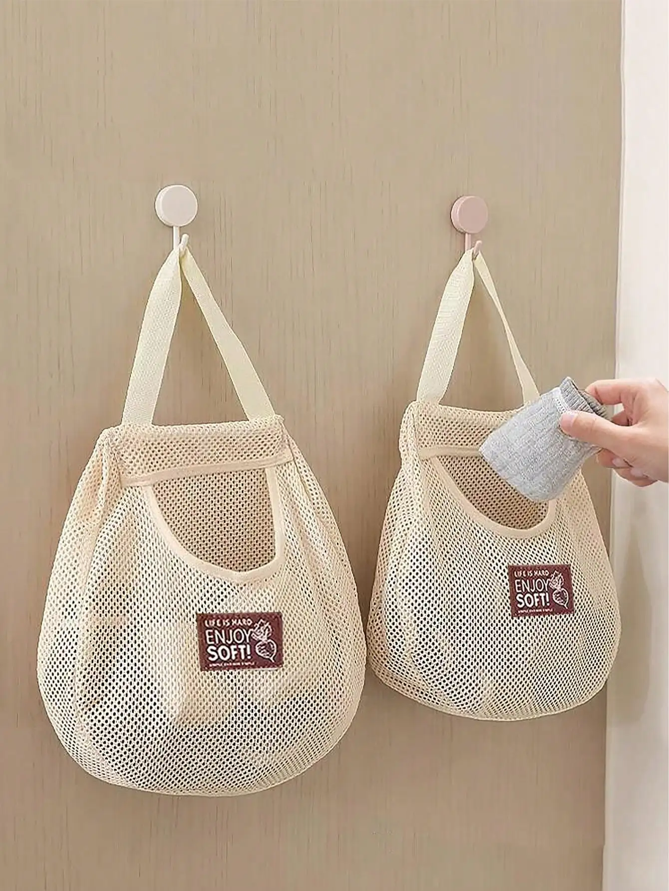 1/2pcs Hanging Mesh Storage Bags, Lightweight Fabric Wall-Mounted Organizer For Underwear Socks, Includes Hooks, Door/Wardrobe Space Saver Back To School School College Organization Bag For School School Accessories School Stuff
1/2pcs Hanging Mesh Storage Bags, Lightweight Fabric Wall-Mounted Organizer For Underwear Socks, Includes Hooks, Door/Wardrobe Space Saver Back To School School College Organization Bag For School School Accessories School Stuff