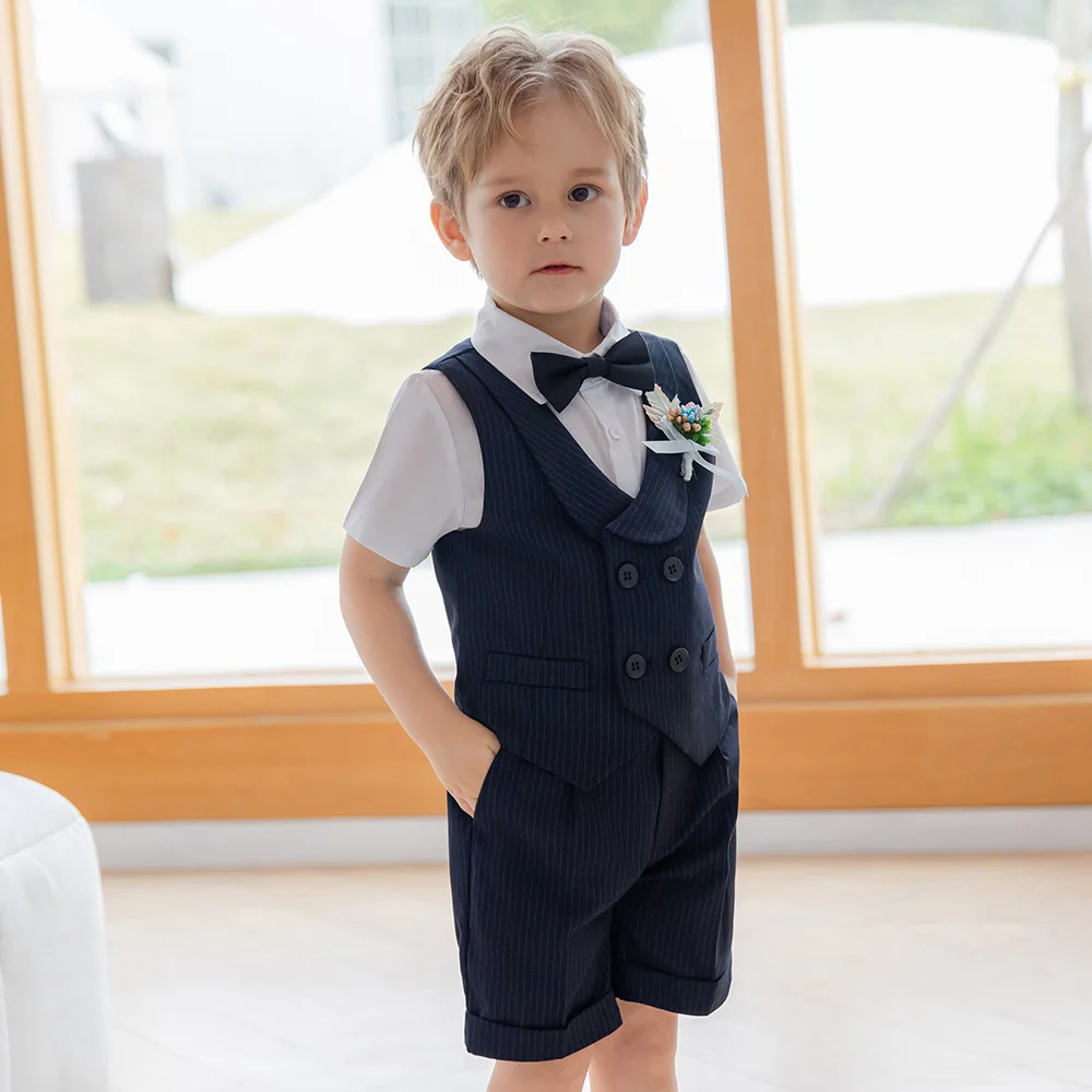 Children's Spring/Summer British Stripe Vest Set Boys' Hosting Performance Wedding Birthday Dress Kids Waistcoat Shorts Bowtie
Children's Spring/Summer British Stripe Vest Set Boys' Hosting Performance Wedding Birthday Dress Kids Waistcoat Shorts Bowtie