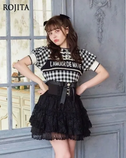 Японская юбка-пирожное с двойным слоем, кружевным подолом-бабочкой, жаккардовая, черная, с завышенной талией, стройнящая, милая, в стиле кэжуал
Японская юбка-пирожное с двойным слоем, кружевным подолом-бабочкой, жаккардовая, черная, с завышенной талией, стройнящая, милая, в стиле кэжуал