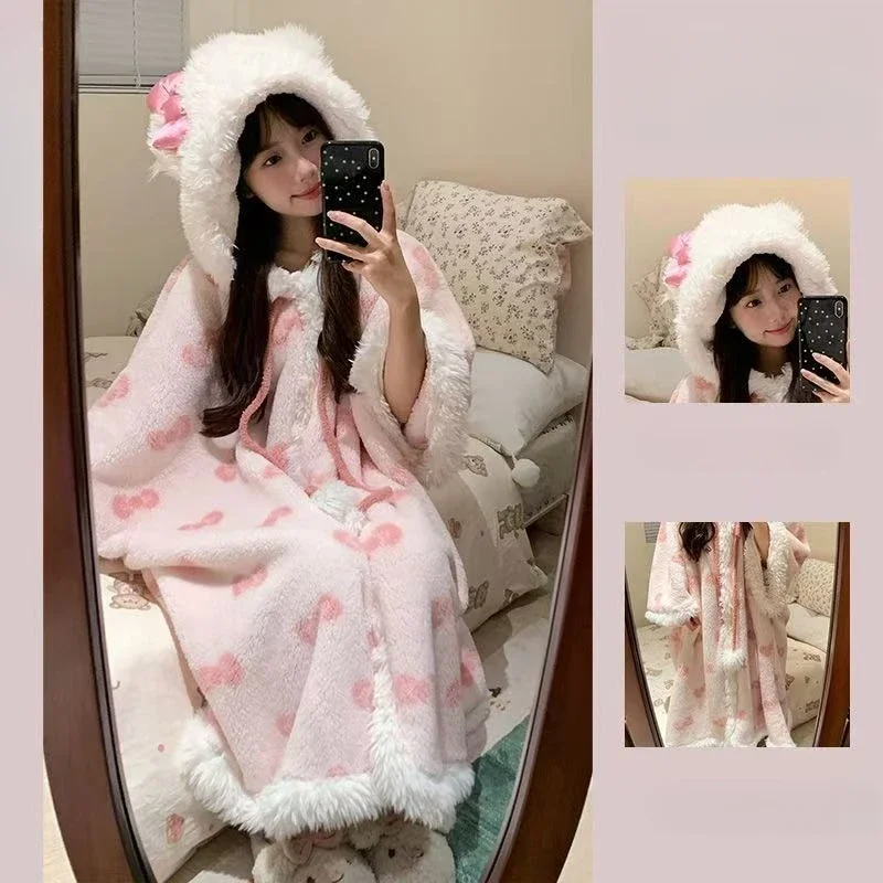Hello Kitty coral velvet embroidered print creative wide-sleeved home wear nightgown girly sweet princess style cloak pajamas
Hello Kitty coral velvet embroidered print creative wide-sleeved home wear nightgown girly sweet princess style cloak pajamas