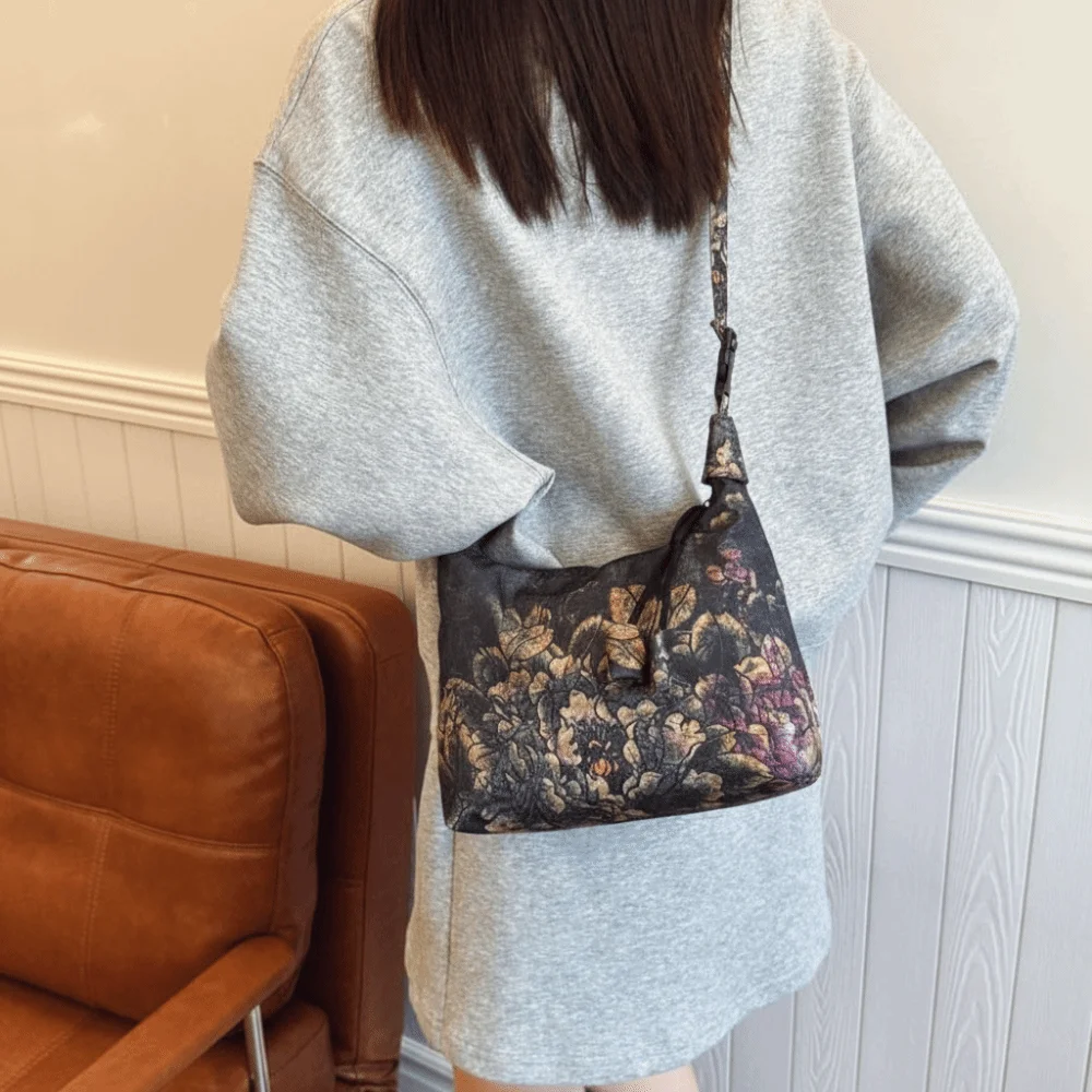 Ретро-сумка в китайском стиле с вышивкой, из кантонской марли, традиционная атласная сумка-чонсам для путешествий
Ретро-сумка в китайском стиле с вышивкой, из кантонской марли, традиционная атласная сумка-чонсам для путешествий