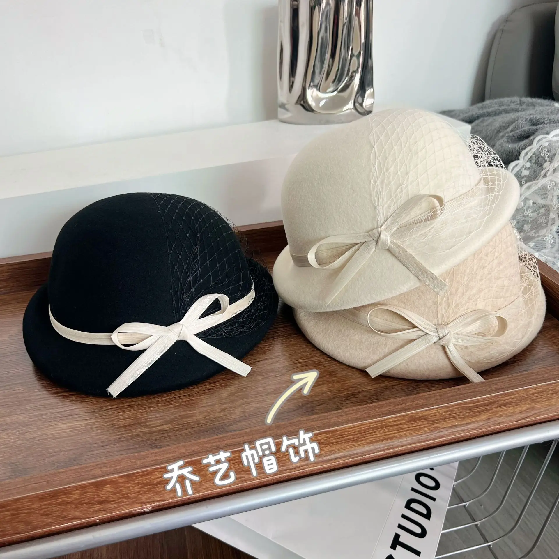 Австралийский берет из 100% шерсти с шелковым бантом и вуалью | Роскошная шляпа художника с маленькими полями | Универсальный Элегантный
Австралийский берет из 100% шерсти с шелковым бантом и вуалью | Роскошная шляпа художника с маленькими полями | Универсальный Элегантный