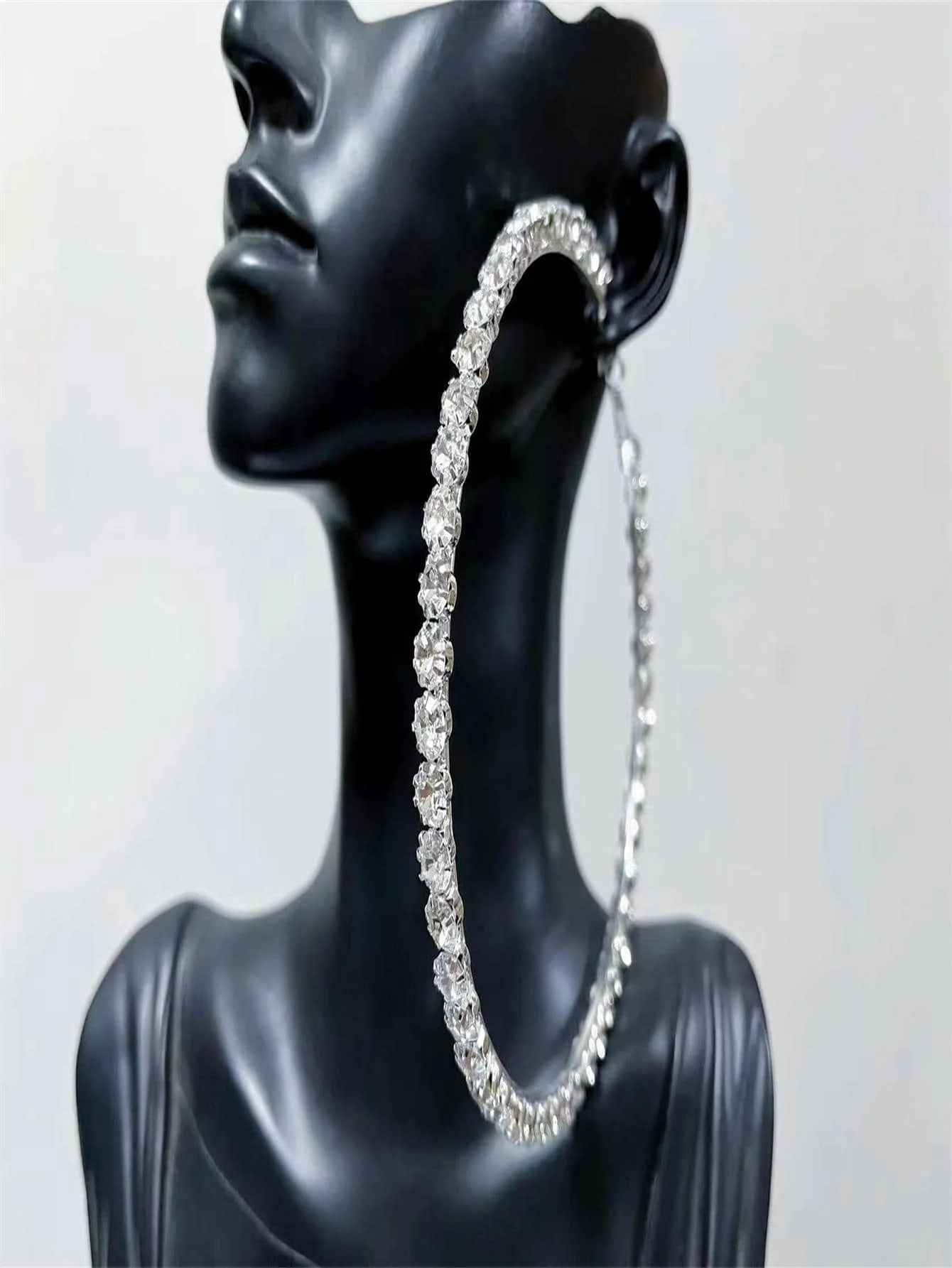 Fashion White Crystal Round Hoop Earrings 4cm To 10cm
Fashion White Crystal Round Hoop Earrings 4cm To 10cm