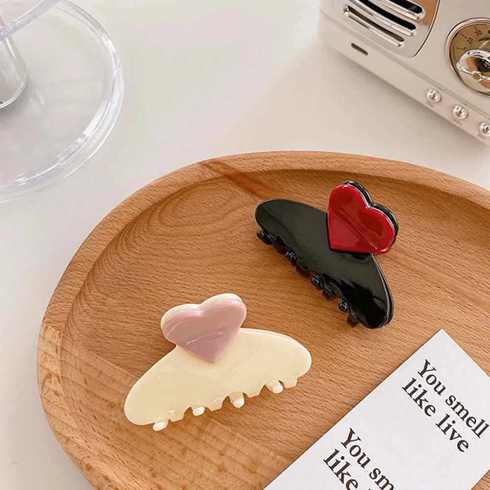 Корейская дикая средняя женская модная заколка для волос с когтями, акриловая заколка для волос
Корейская дикая средняя женская модная заколка для волос с когтями, акриловая заколка для волос