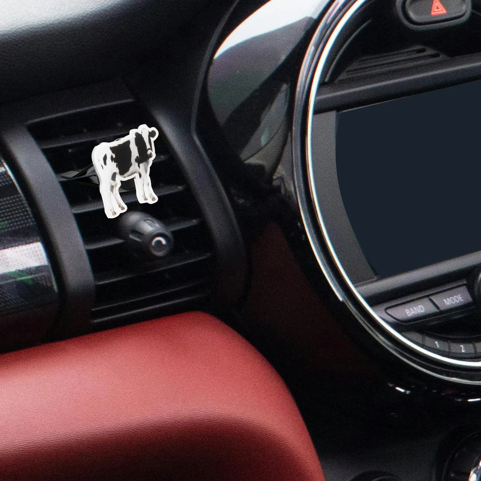 Cow Shaped Car Vent Diffuser Clip Aroma Air Freshener Outlet Decor Creative Dashboard Decoration Durable Acrylic Easy Install
Cow Shaped Car Vent Diffuser Clip Aroma Air Freshener Outlet Decor Creative Dashboard Decoration Durable Acrylic Easy Install