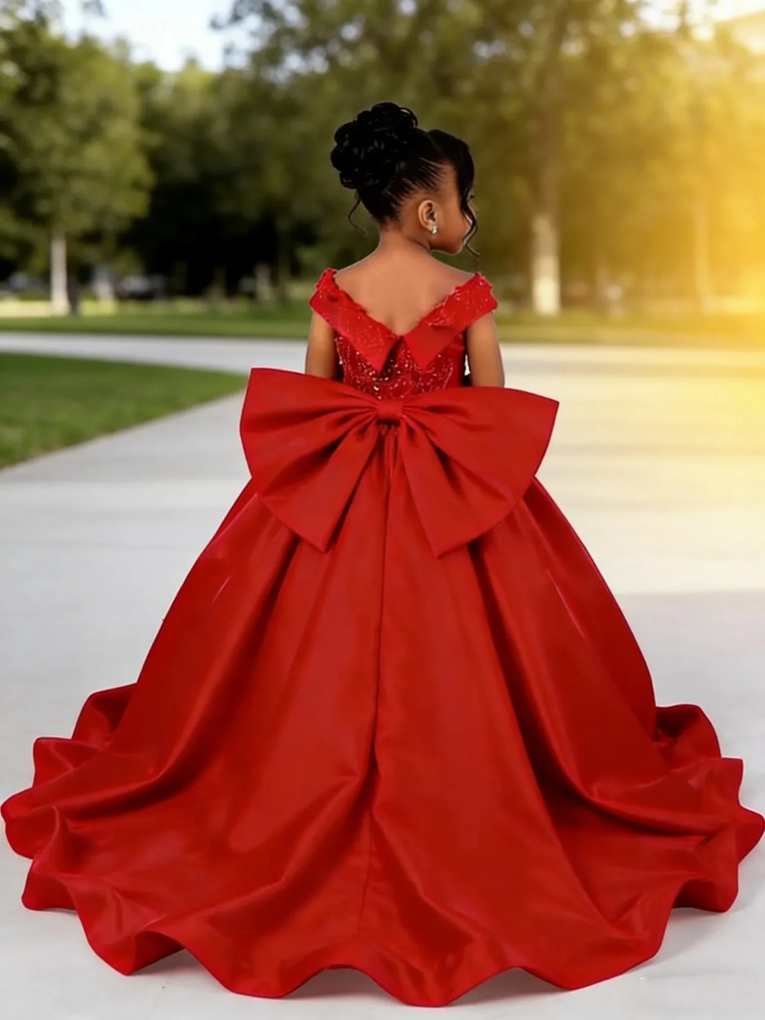 Elegant With Bow Quality Red Satin Flower Girl Dress Little Princess Beauty Pageant Cute Kids Birthday Party Ball Gowns
Elegant With Bow Quality Red Satin Flower Girl Dress Little Princess Beauty Pageant Cute Kids Birthday Party Ball Gowns