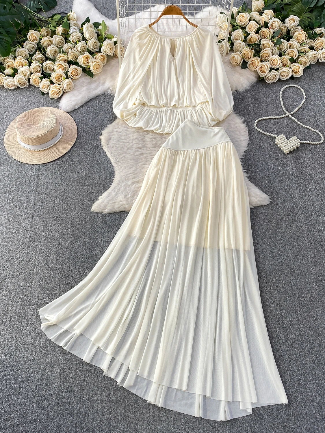 Elegant Long Sleeve Pleated Floral Embellished Midi Dress with Shawl Two Piece Set Women's Korean Style Breathable Summer Fas...
Elegant Long Sleeve Pleated Floral Embellished Midi Dress with Shawl Two Piece Set Women's Korean Style Breathable Summer Fas...