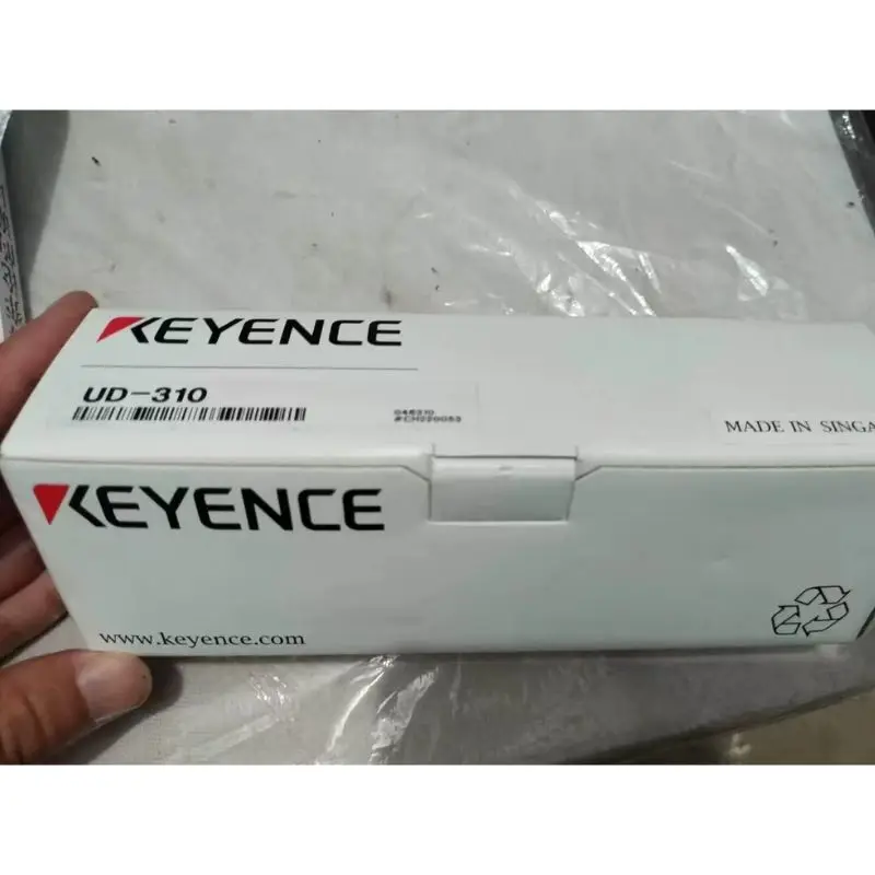 Совершенно новый ультразвуковой датчик перемещения 
Совершенно новый ультразвуковой датчик перемещения