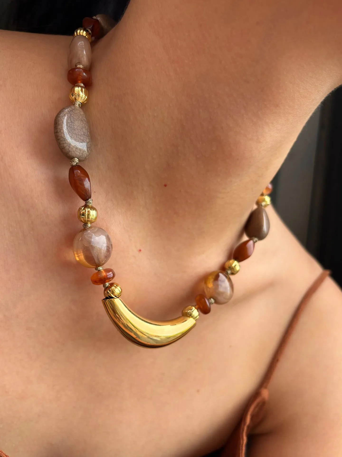 Trend Stainless Steel Irregular bead natural stone resin multi-pendant necklace for women's girl gift Party fine Jewelry
Trend Stainless Steel Irregular bead natural stone resin multi-pendant necklace for women's girl gift Party fine Jewelry
