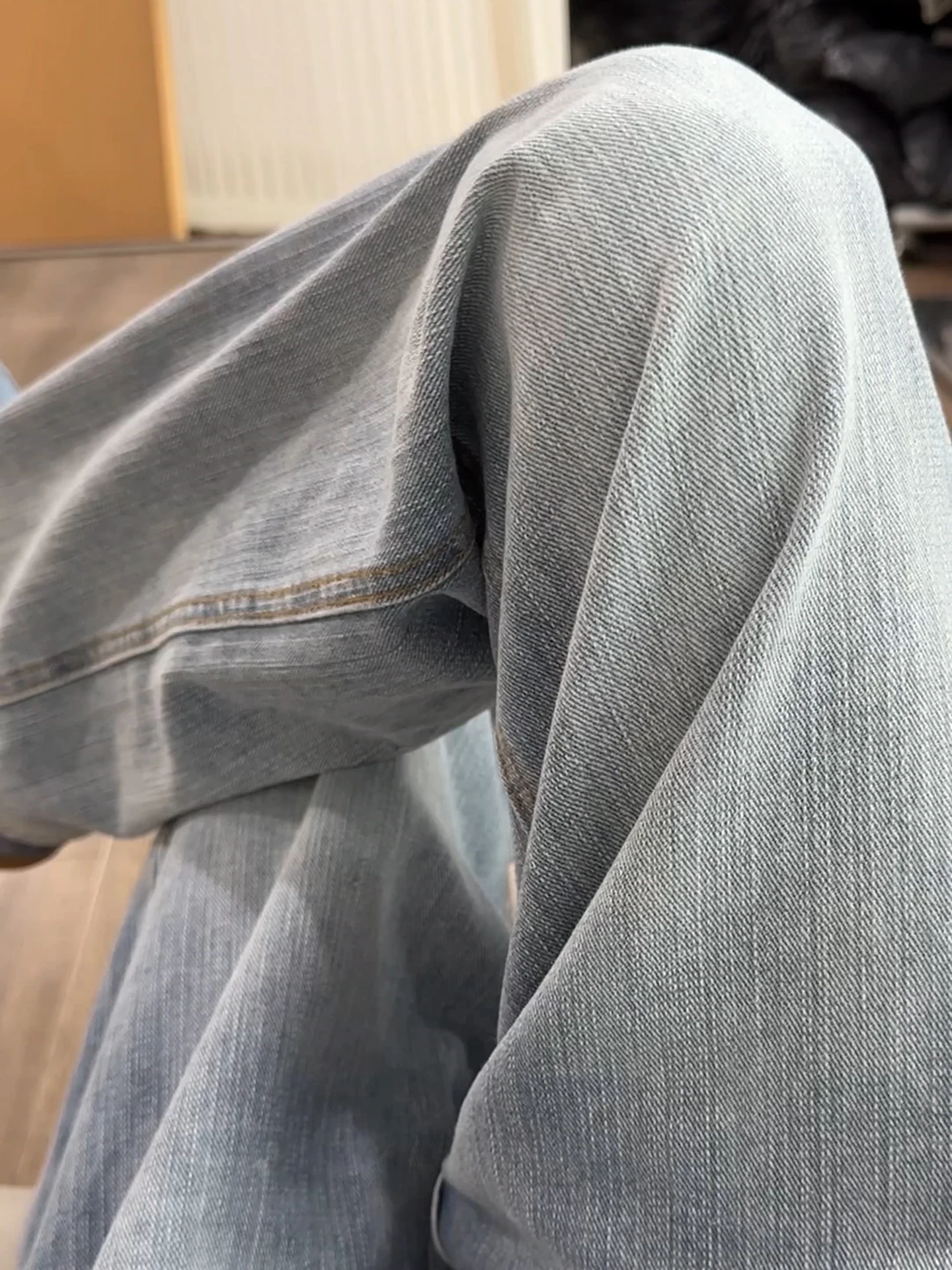 Blue High Waist Straight Leg Men's Jeans Waed Denim Slimming Tapered Cuff Pattern Comfortable Breathable Autumn Wear
Blue High Waist Straight Leg Men's Jeans Waed Denim Slimming Tapered Cuff Pattern Comfortable Breathable Autumn Wear