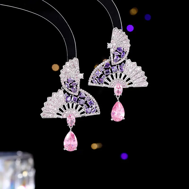 New Retro Palace -Shaped Water Drop Earrings for Women, Chinese Style National Fan, Light Luxury Niche Design, Unique Earring
New Retro Palace -Shaped Water Drop Earrings for Women, Chinese Style National Fan, Light Luxury Niche Design, Unique Earring
