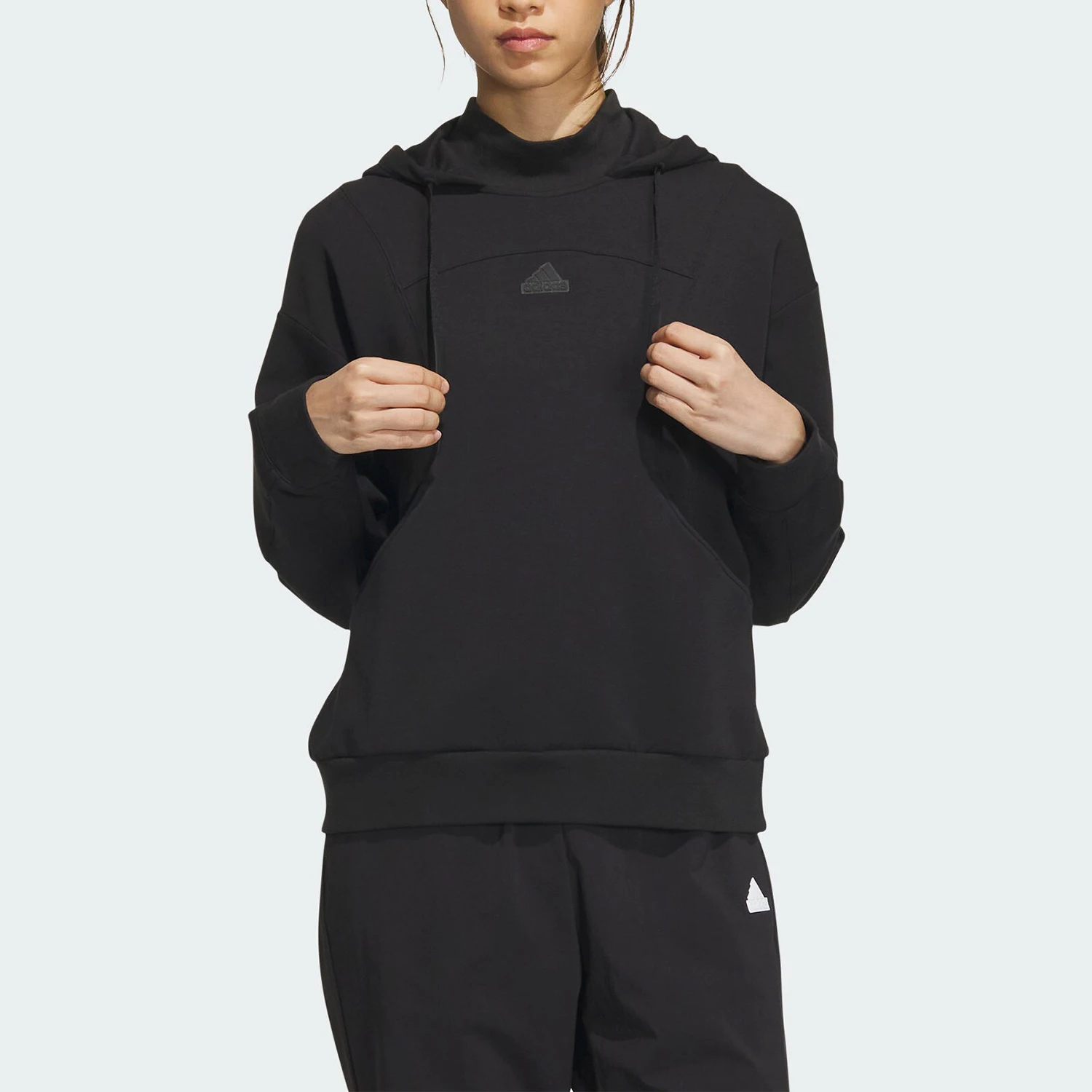 Женская повседневная спортивная трикотажная толстовка с капюшоном Adidas Authentic New Season IZ1628
Женская повседневная спортивная трикотажная толстовка с капюшоном Adidas Authentic New Season IZ1628