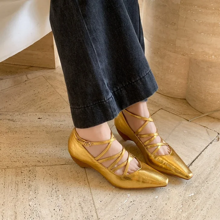 Genuine Leather Square Toe Summer Women Sandals Wedge Heel Cross Strap Ankle Buckle High Heels Fashion Ankle Strap High Heels
Genuine Leather Square Toe Summer Women Sandals Wedge Heel Cross Strap Ankle Buckle High Heels Fashion Ankle Strap High Heels